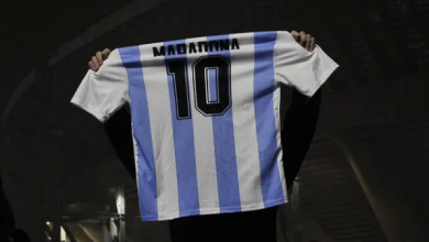 Photo de Mort de Maradona : Les joueurs de Ligue 1 et Ligue 2 formeront un « M » en hommage à la légende argentine