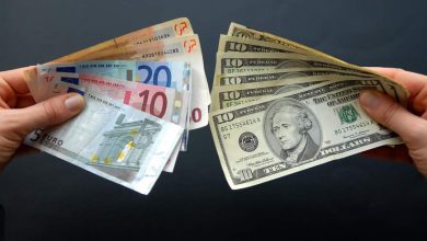 Photo de Euro/ dollar : taux de change de 100 €