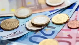 Taux de change : l’euro grimpe et dépasse la barre de 225 DZD
